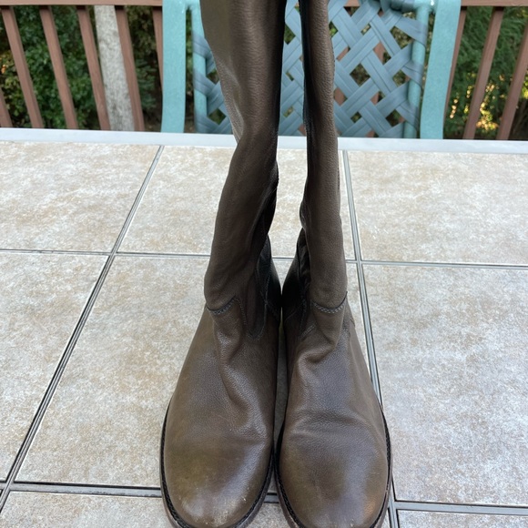 FRYE Melissa Women's Button Riding Knee High BOOT - Picture 3 of 13